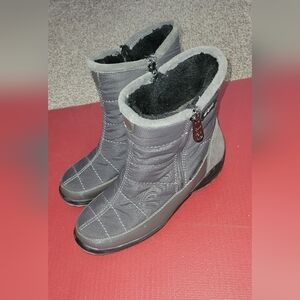 Women's Black Quilted Winter Boots